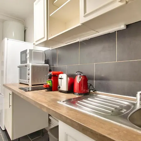 Luxurious 1 Bedroom Notre Dame De Monge Free Netflix *