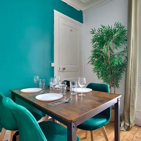 Appartamento Luxurious 1 Bedroom Notre Dame De Monge Free Netflix Parigi